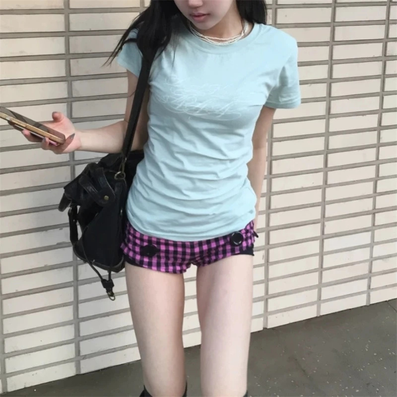 Summer Clothing Looks - Y2K風レディース服 夏新作 ピュアでセクシーなミントグリーン クロスレース スプライシング半袖Tシャツ スリムな印象を与えるインスタ映えデザイン