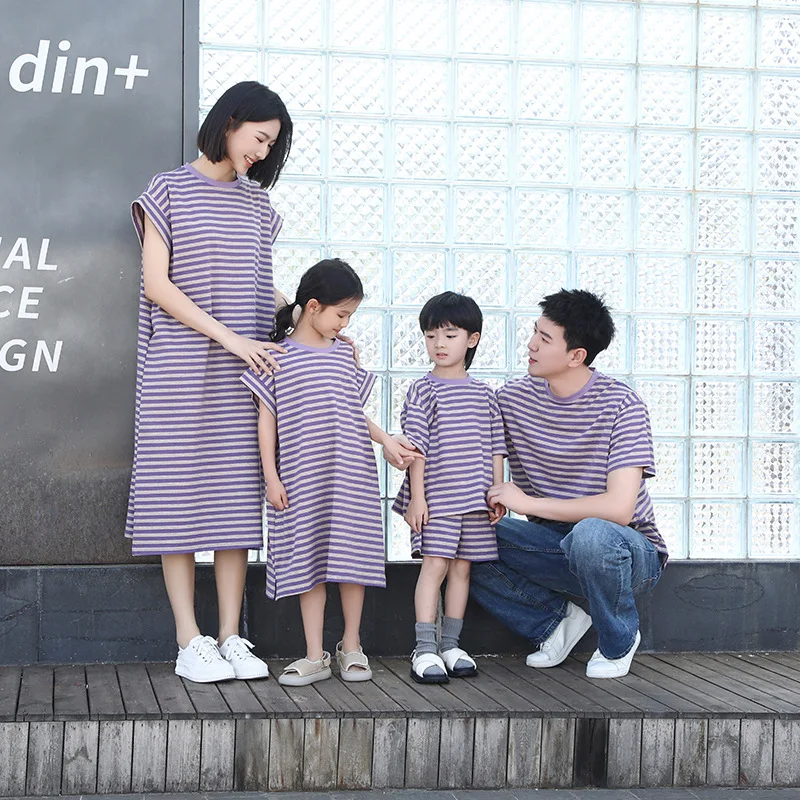 家族お揃いコーデ ママと娘の同じドレス パパ半袖Tシャツ 母 - Summer Clothing Looks のレビューと価格