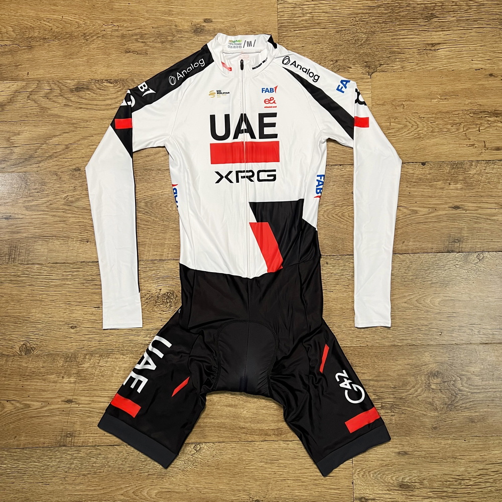 レーザーカット スキンスーツ 2025 2026 UAE X - Summer Clothing Men 2025 のレビューと価格
