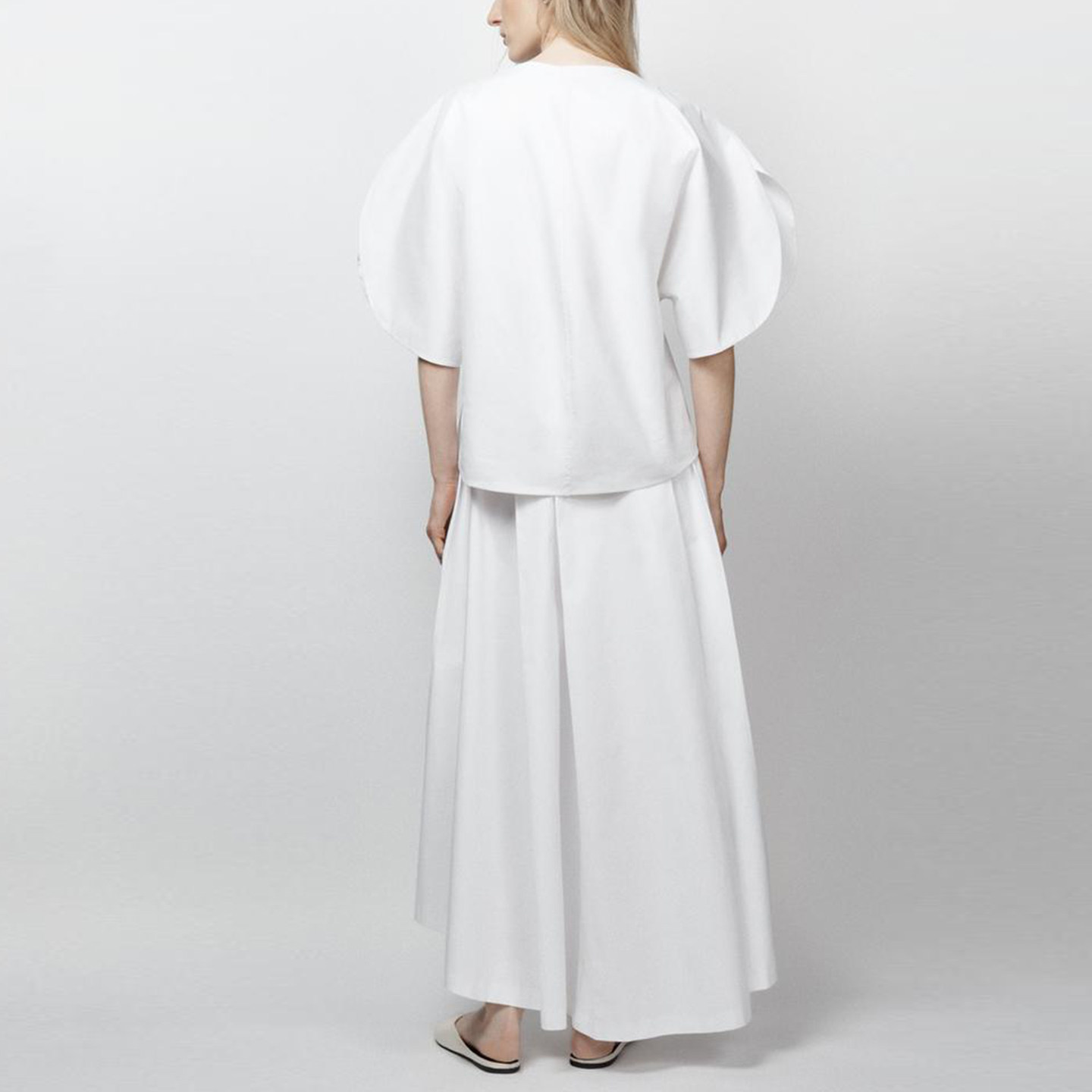 ファッショナブルな白いルーズシャツ女性の夏服ワイドスリーブ  - Summer Line Clothing Brand のレビューと価格