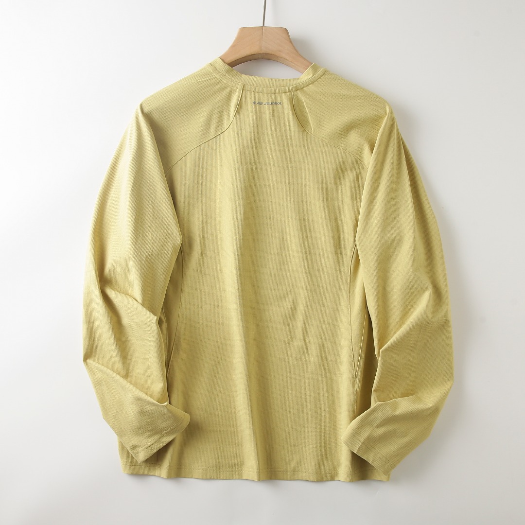 ユニセックス ハイストレッチ 通気性のある長袖 T シャツ  - Summer Clothing Men のレビューと価格